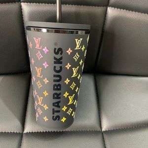 Starbucks tumbler matte black L V